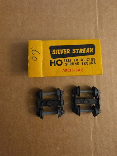 Scale silver streak self - ho,